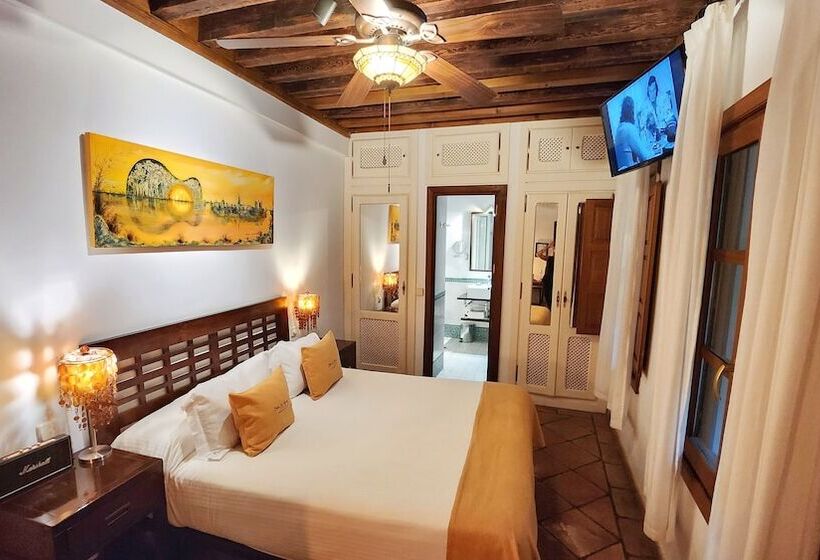 اتاق لوکس, Entre Dos Aguas Hotel Boutique