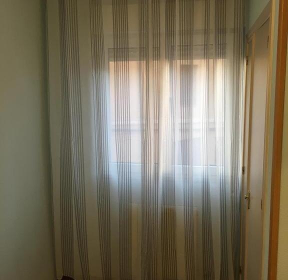 חדר סטנדרט יחיד, Hostal Ec Leon
