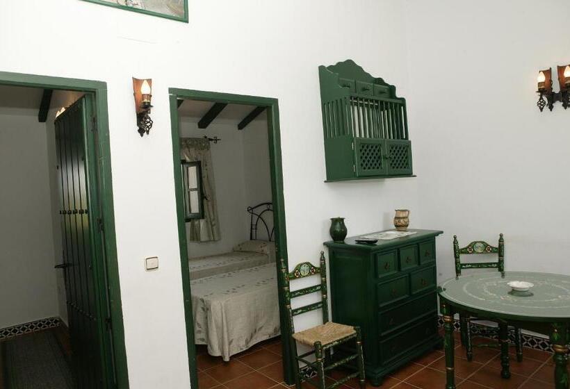 Апартаменты 2 Спальни, Aparthotel El Cañuelo