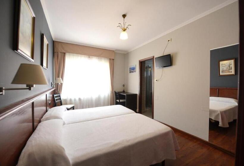 اتاق استاندارد, Hospedaxe A Vila