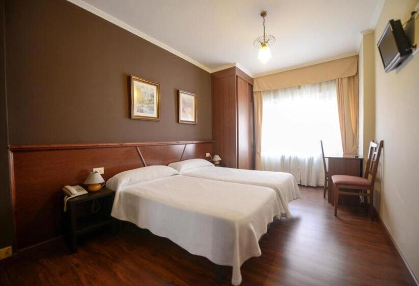 اتاق استاندارد, Hospedaxe A Vila
