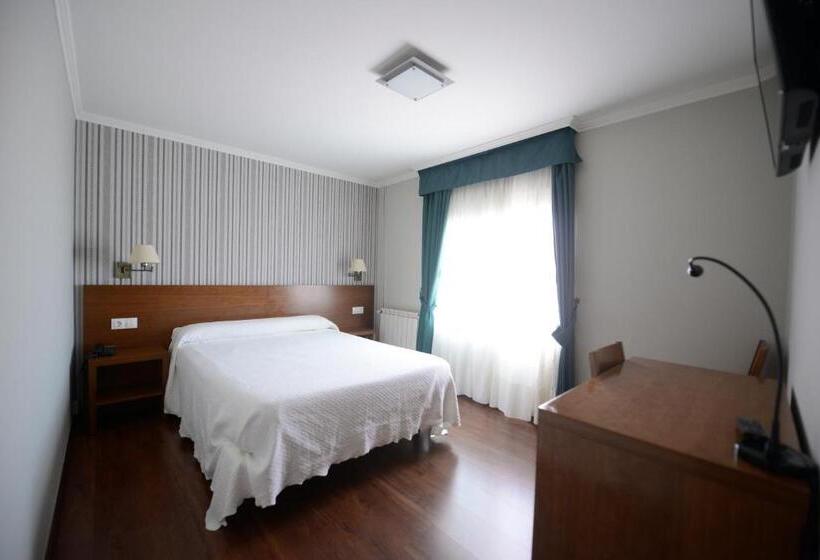 اتاق استاندارد, Hospedaxe A Vila