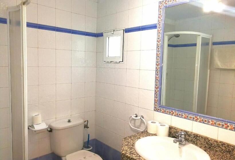 Семейный Номер, Hostal Restaurante Ego's