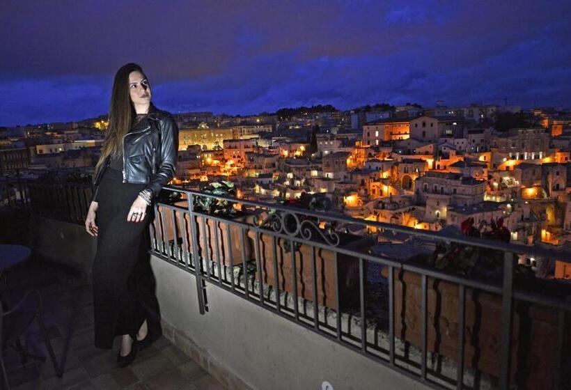 سوئیت با بالکن, Antica Torre Di Iuso