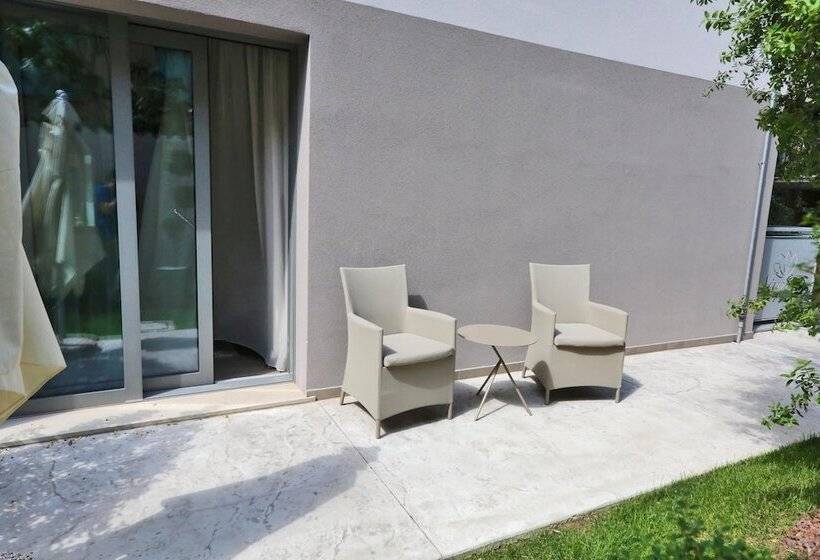 Апартаменты 1 Спальня Вид на Сад, Ninfea Wellness & Spa Residence