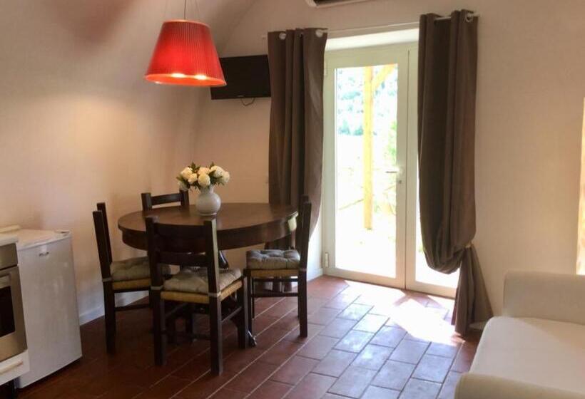 带1个卧室的豪华公寓, Agriturismo La Commenda Adults Only