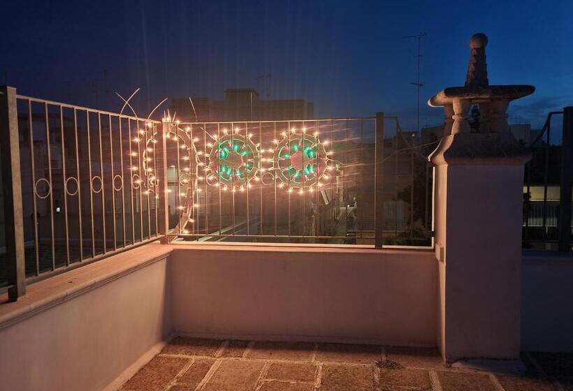 غرفة قياسية رباعية, Novecento Room And Breakfast Puglia