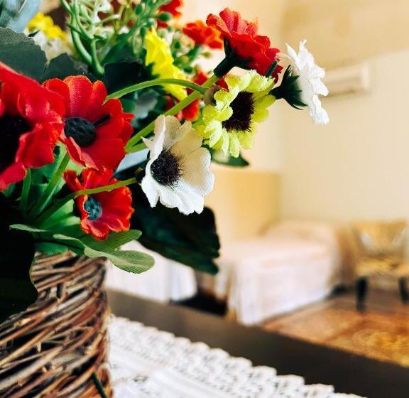 غرفة ديلوكس ثلاثية, Novecento Room And Breakfast Puglia