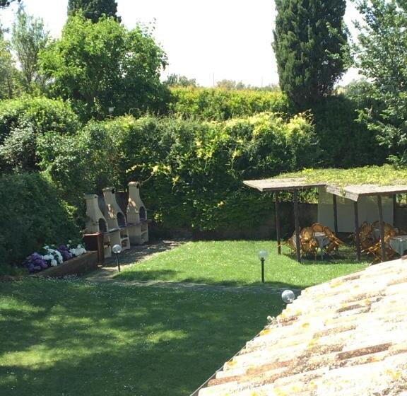 Апартаменты 1 Спальня, Agriturismo Papaveri E Papere