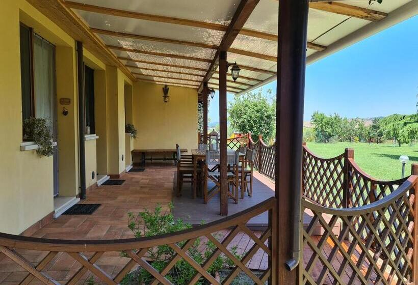 Апартаменты 2 Спальни, Agriturismo Papaveri E Papere