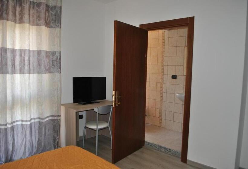 Номер Стандарт с Террасой, Raxul Room