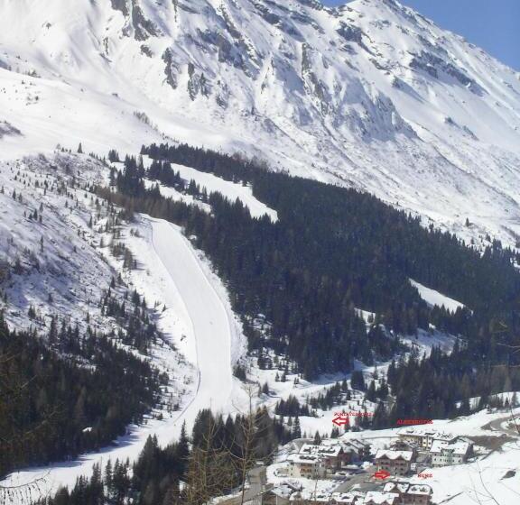 Апартаменты 2 Спальни, Alpenroyal Arabba