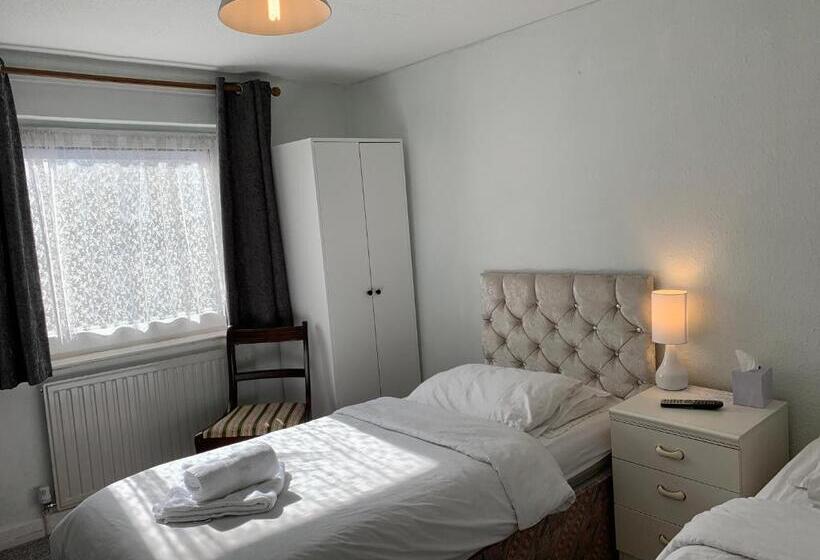 带共用浴室的标准房间, St Anne S Road Guest House