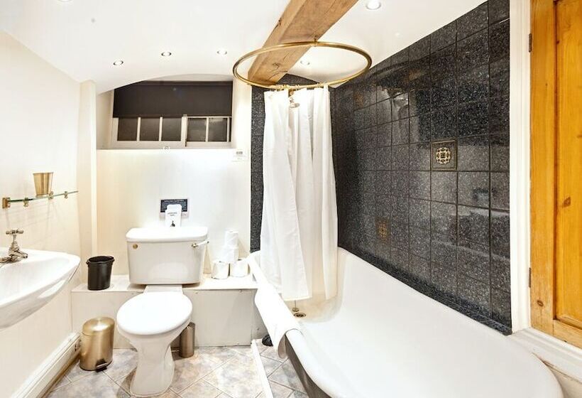 Дом 4 Спальни, Oakerthorpe Holiday Village