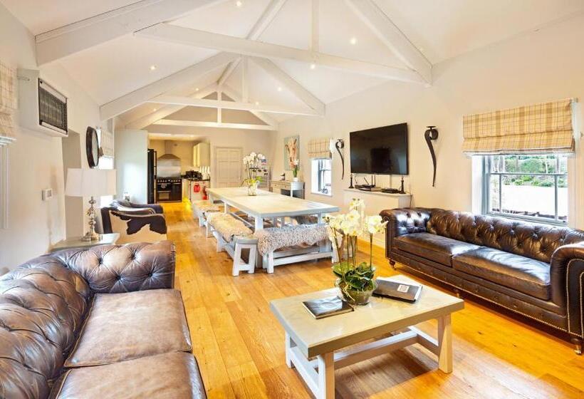 Номер Стандарт, Oakerthorpe Holiday Village