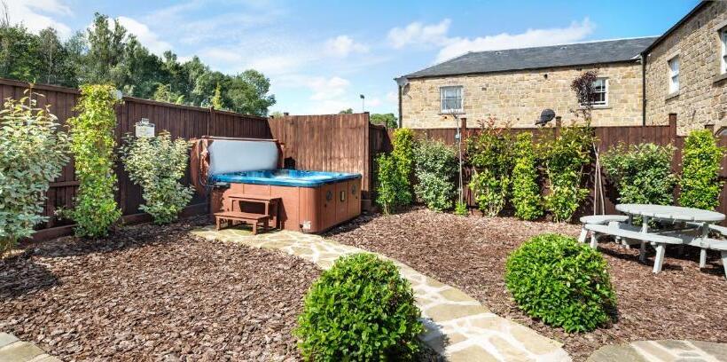 Номер Стандарт, Oakerthorpe Holiday Village