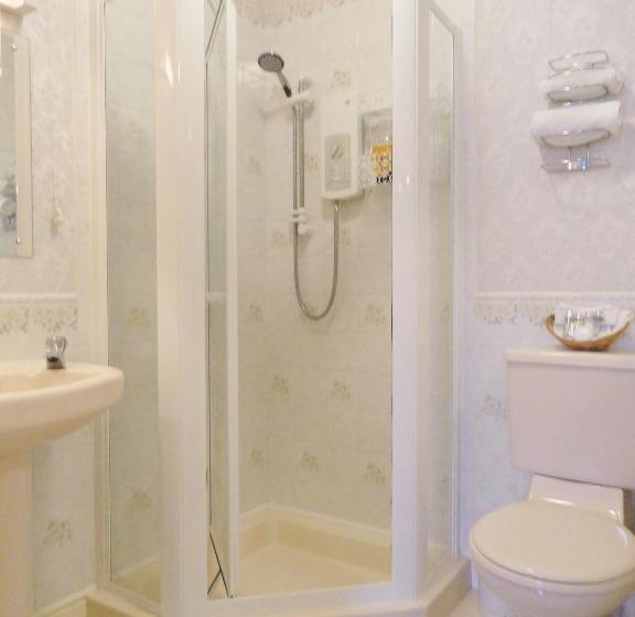 Standard room with outdoor bath, Braemar Guest House