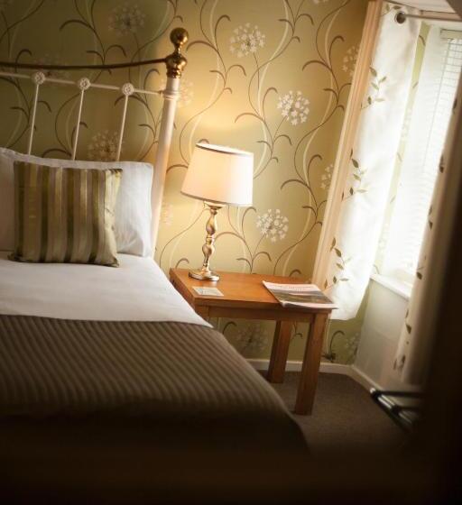 Номер Superior, Hollybush Inn