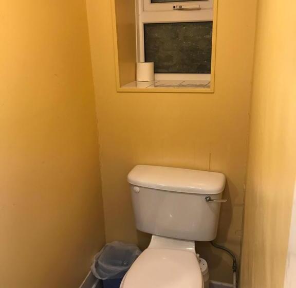 חדר סטנדרט לשלושה, Carnside Guest House