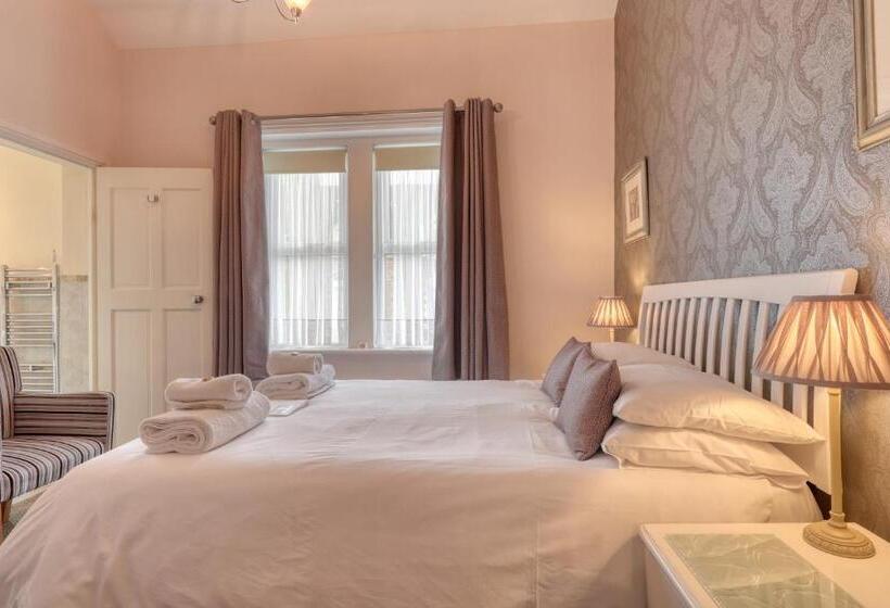 Номер Стандарт, Ellinbrook Guest House