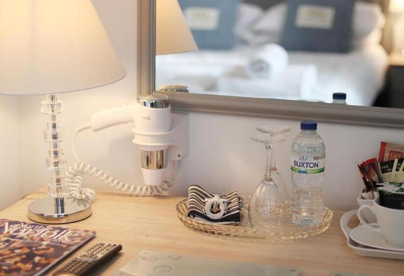 Номер Стандарт, Ellinbrook Guest House