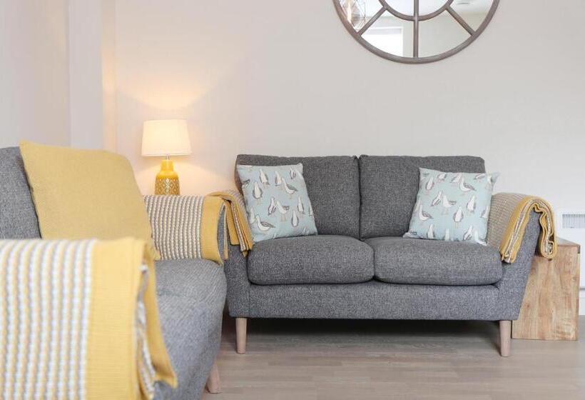 Апартаменты 2 Спальни, Ellinbrook Guest House