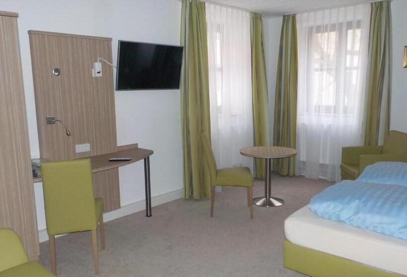 דירת שלושה חדרים, Kulisse Apartments