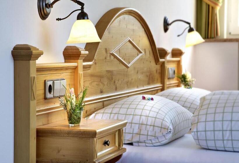 Номер Стандарт Трехместный, Gasthof Restaurant Bürgerstüble