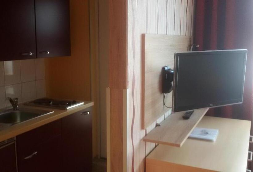 Номер Стандарт с Кухней, Pension Fürst Borwin