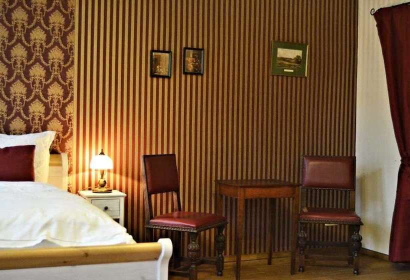 Номер Комфорт, & Café Mohrenbrunnen