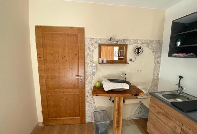 Студия Стандарт, Alpenappartements Schwalbennestl