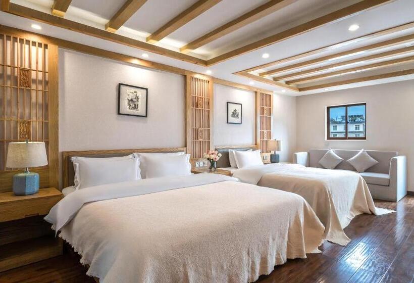 Семейный Номер, Lijiang Gemmer