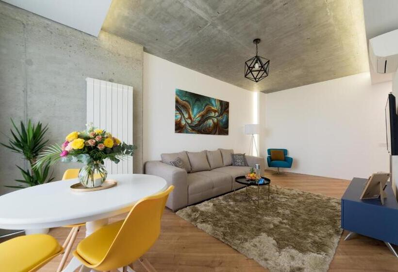 Apartamento 1 Dormitorio con Vistas, Novum Apart
