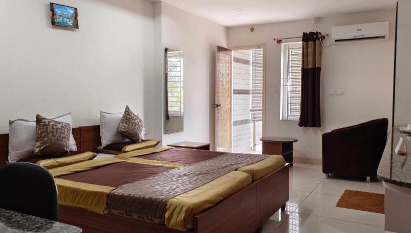 اتاق سوپریور با تخت بزرگ, Sugamya Corner Guesthouse