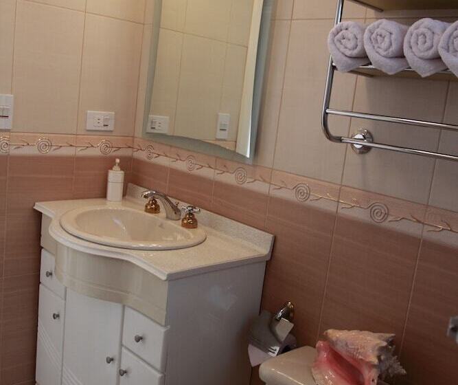 חדר סטנדרט חדר אמבטיה משותף, El Patio Hostel Quito