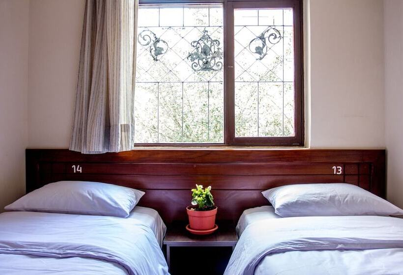 חדר סטנדרט חדר אמבטיה משותף, El Patio Hostel Quito