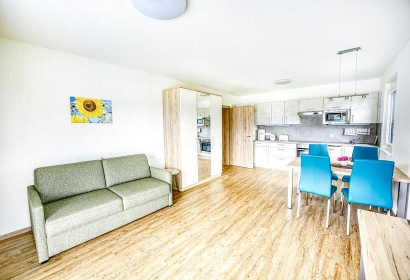 1 Bedroom Apartment Lake View, Ferienwohnungen Petschnig 1