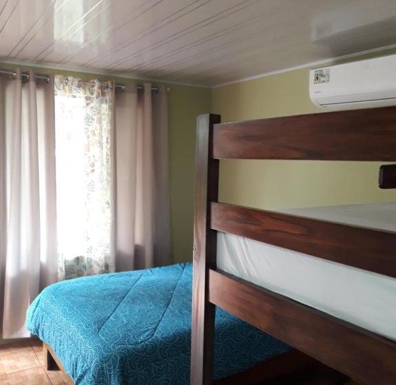 家庭间, Hostal Y Cabinas Anita And Rafting Tour!