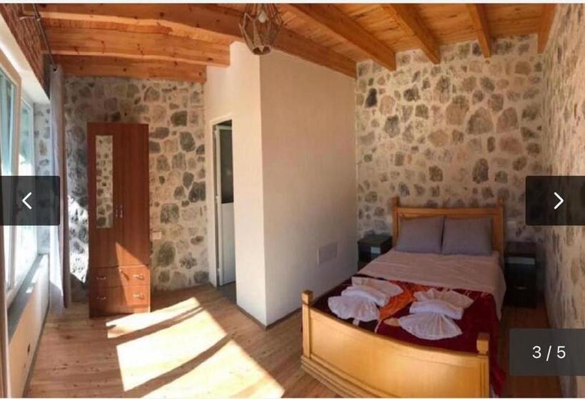 Трехместный Номер Deluxe, Thethi Paradise Hotel & Restaurant