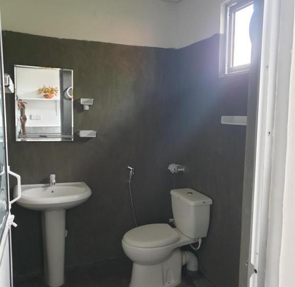 Номер Deluxe, Double G Motel