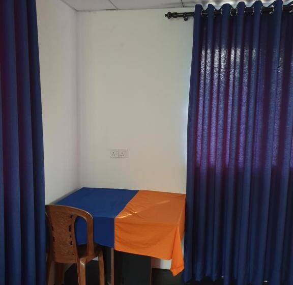 Номер Deluxe, Double G Motel