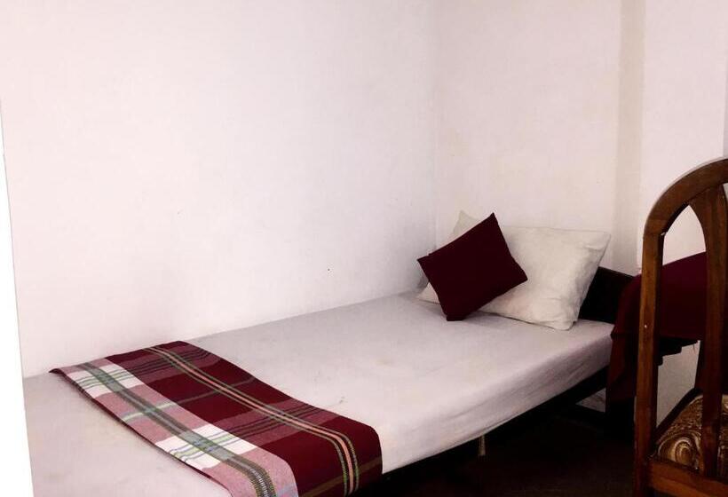 Номер Стандарт с Балконом, Double G Motel