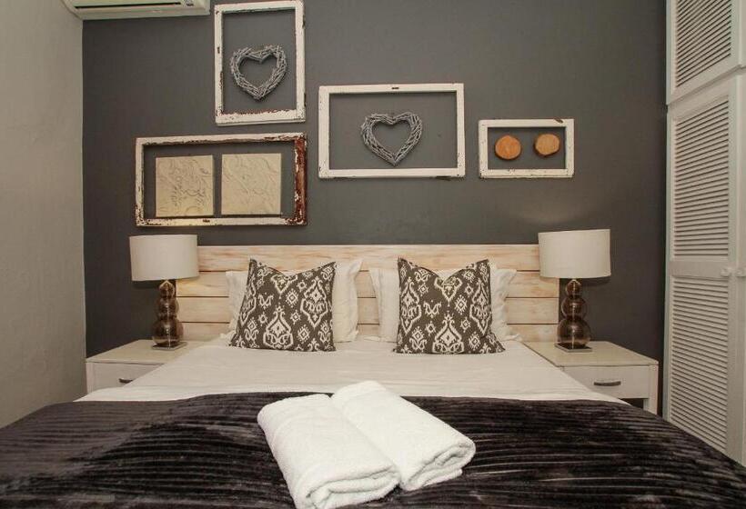 سوییت, Beechwood B&b