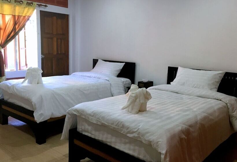 스탠다드 트리플 발코니 룸, Summer Guesthouse & Hostel