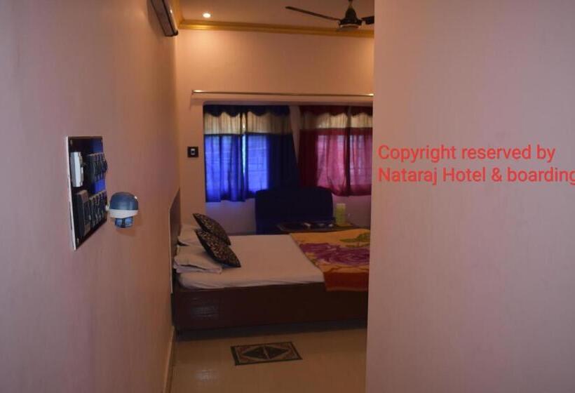 Номер Deluxe, Nataraj Hotel And Boarding