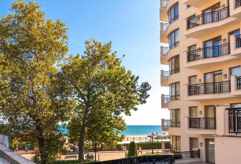 Апартаменты 1 Спальня Боковой Вид на Море, 1 St Line Izvora Sea View Apartments On Golden Sands