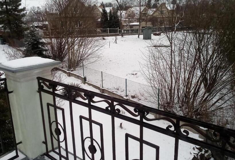 Семейный Номер, Villa Liduška S Kavárnou