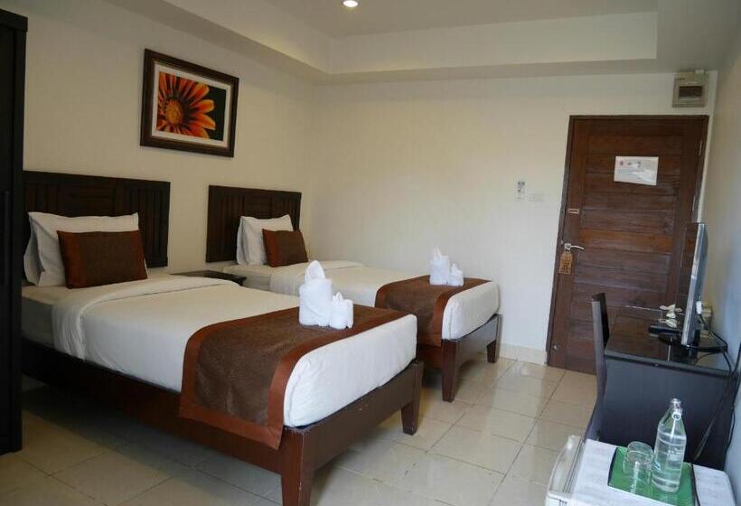 디럭스 룸, Top Hostel
