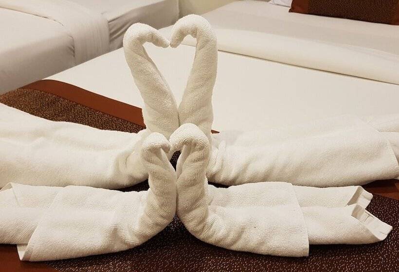 디럭스 룸, Top Hostel