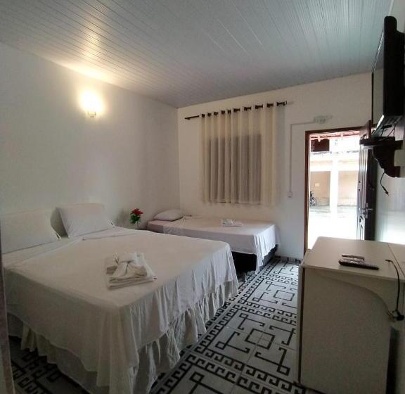 اتاق استاندارد سه نفره, Chalé Marinas